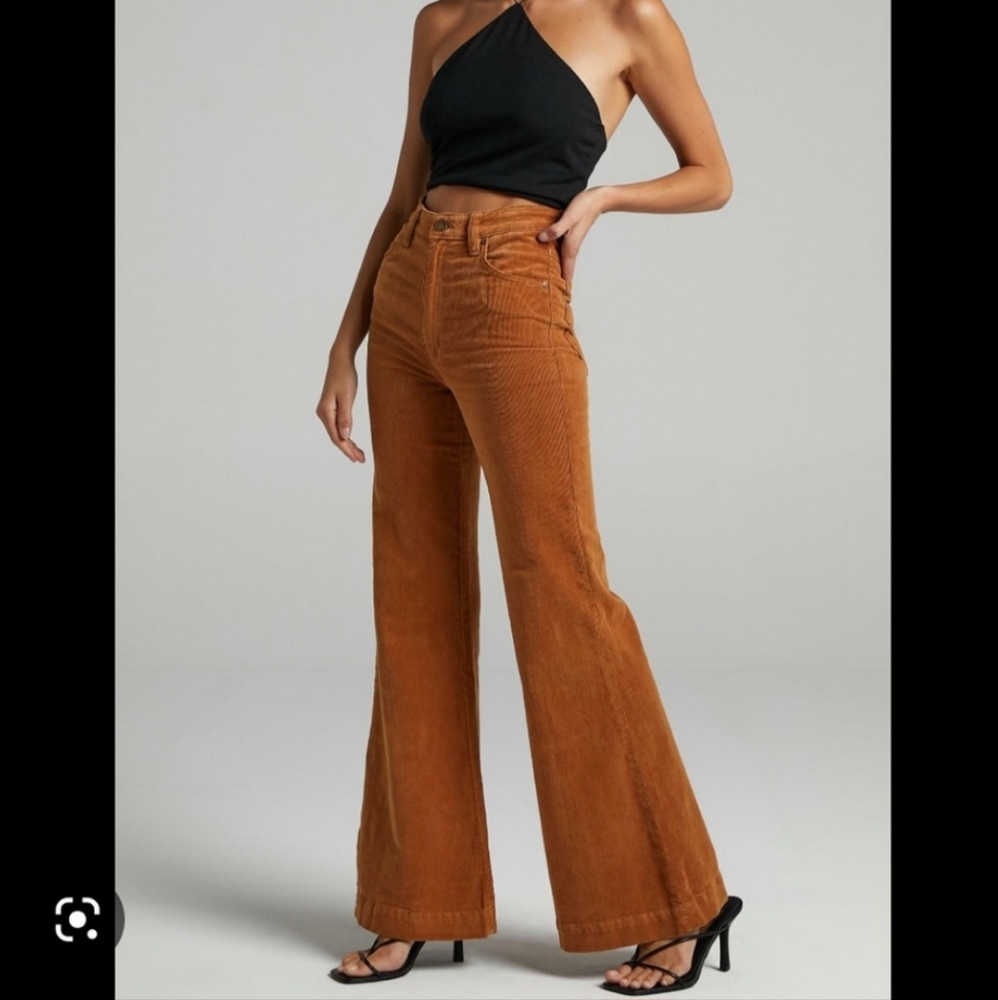 Rolla's Size 27 Eastcoast High Rise Flare Tan Corduory Pants